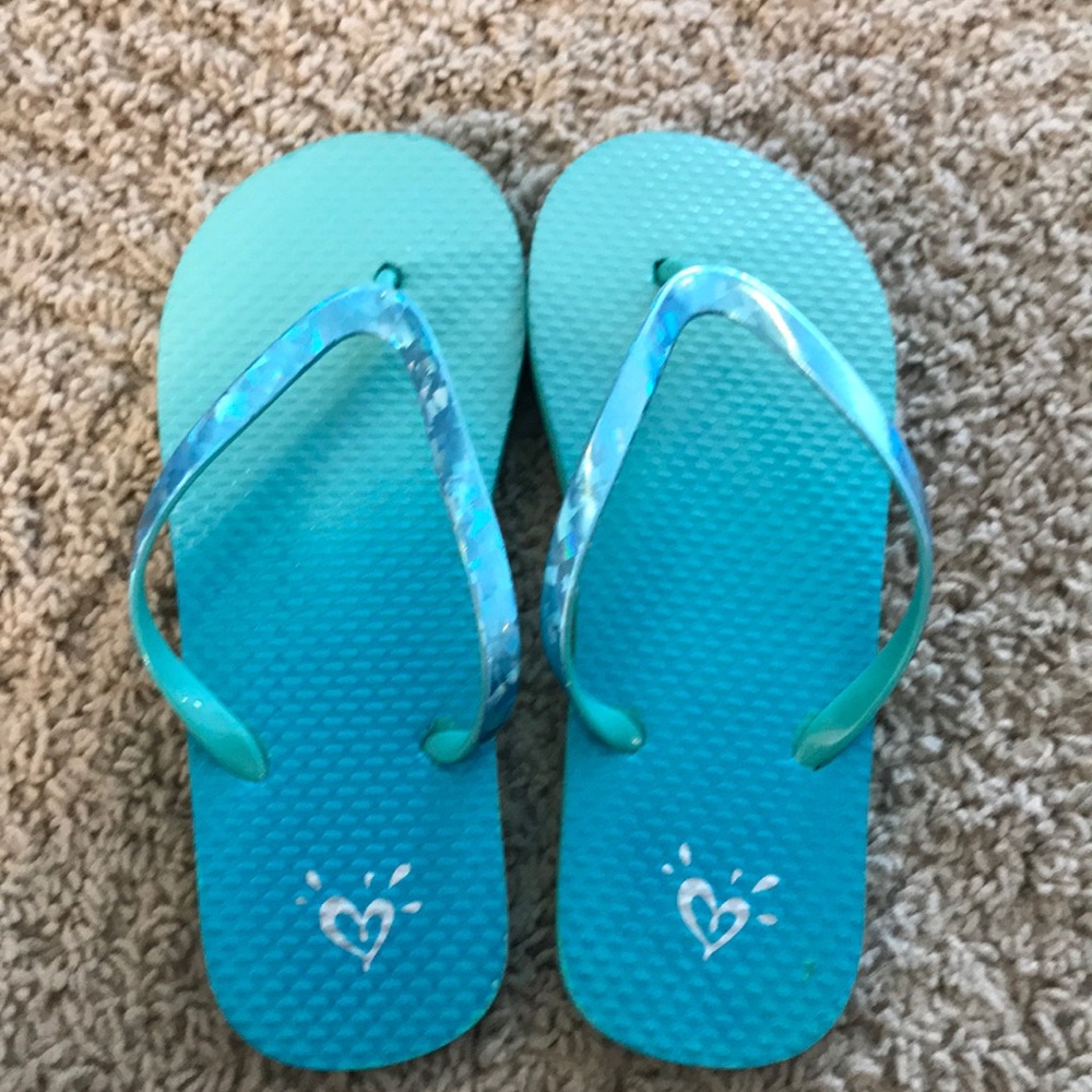 NWOT, Flip Flops, Size 6/7